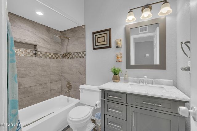 15341 NORTHPORT Court, Horizon City, TX 79928