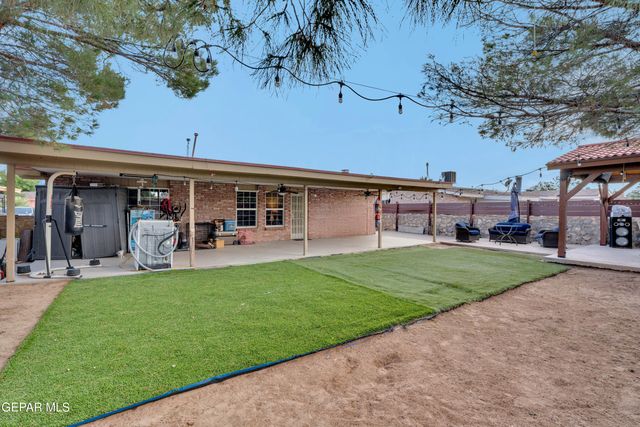 15341 NORTHPORT Court, Horizon City, TX 79928