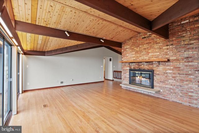 7099 GLEN CURTISS LN, Warrenton, VA 20187