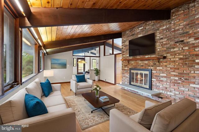 7099 GLEN CURTISS LN, Warrenton, VA 20187