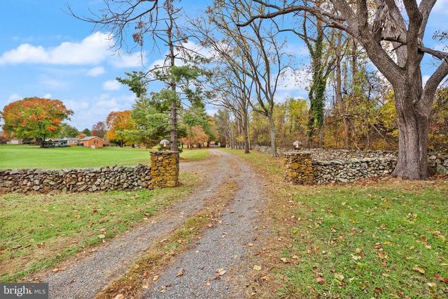 7099 GLEN CURTISS LN, Warrenton, VA 20187