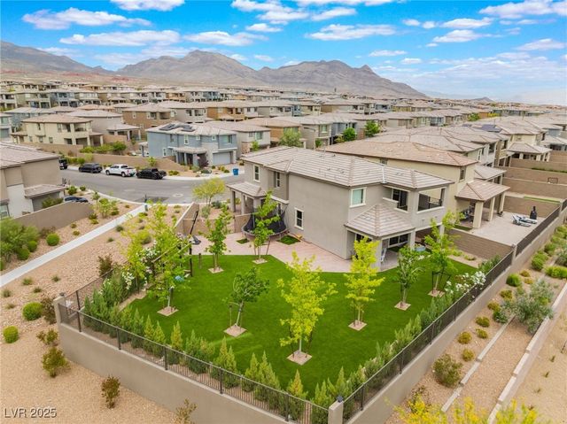 438 Wind Poppy Street, Las Vegas, NV 89138