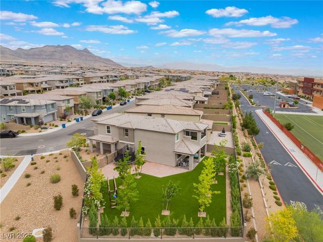 438 Wind Poppy Street, Las Vegas, NV 89138