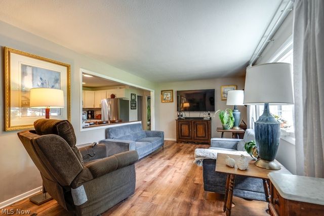 183 Timberlane Drive, Northfield Center, OH 44067