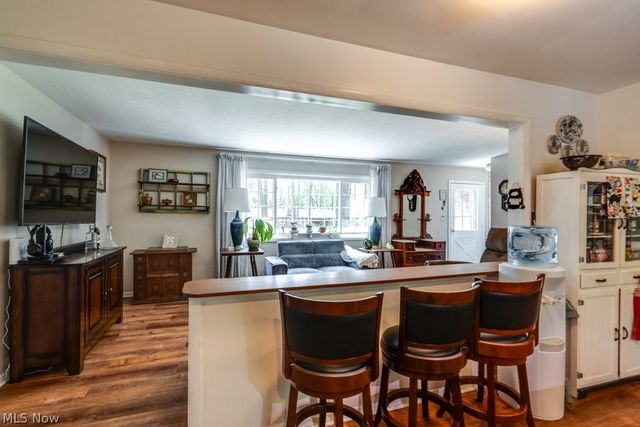 183 Timberlane Drive, Northfield Center, OH 44067