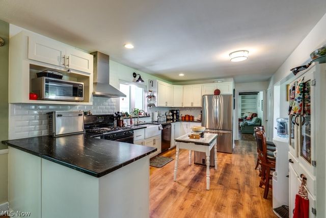183 Timberlane Drive, Northfield Center, OH 44067