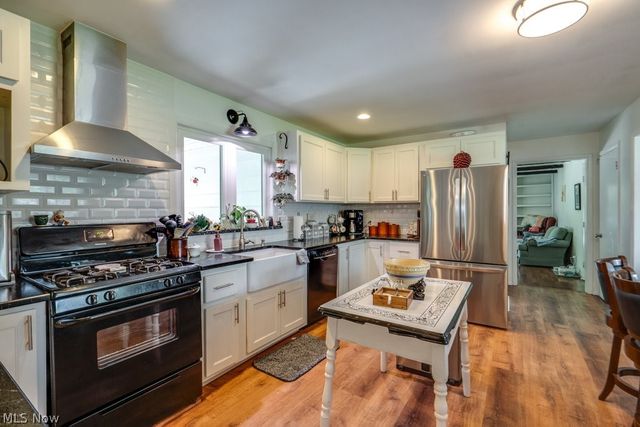 183 Timberlane Drive, Northfield Center, OH 44067