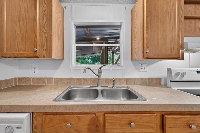 1205 CRYSTAL SPRINGS ROAD, Zephyrhills, FL 33540
