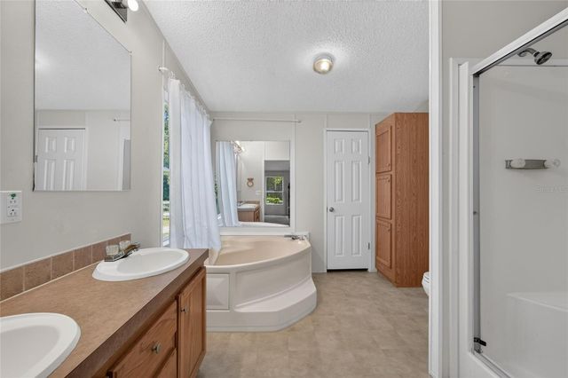 1205 CRYSTAL SPRINGS ROAD, Zephyrhills, FL 33540