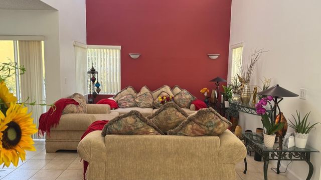 593 Bedford Avenue, Weston, FL 33326