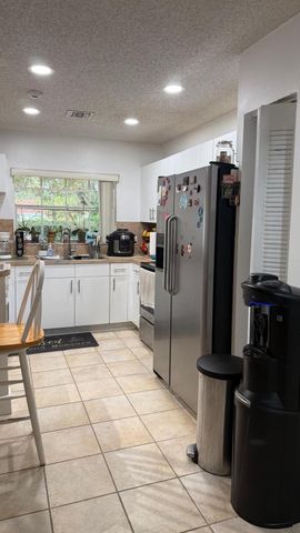 593 Bedford Avenue, Weston, FL 33326