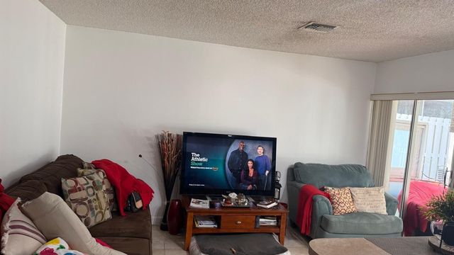 593 Bedford Avenue, Weston, FL 33326
