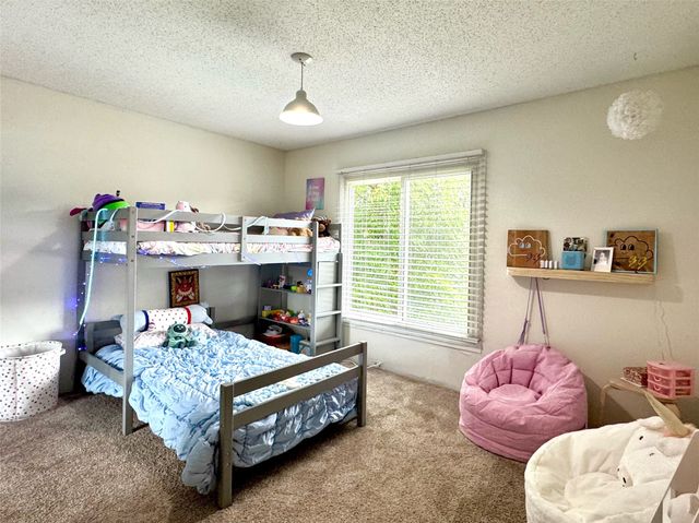4201 Pommel Place, West Des Moines, IA 50265