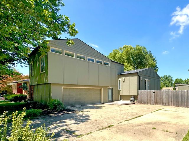 4201 Pommel Place, West Des Moines, IA 50265