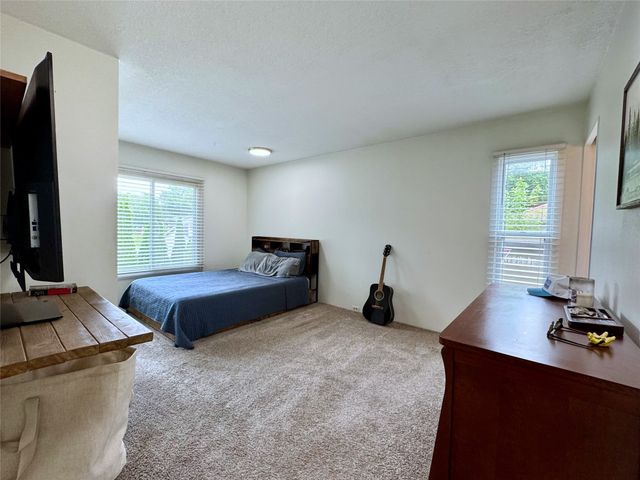 4201 Pommel Place, West Des Moines, IA 50265