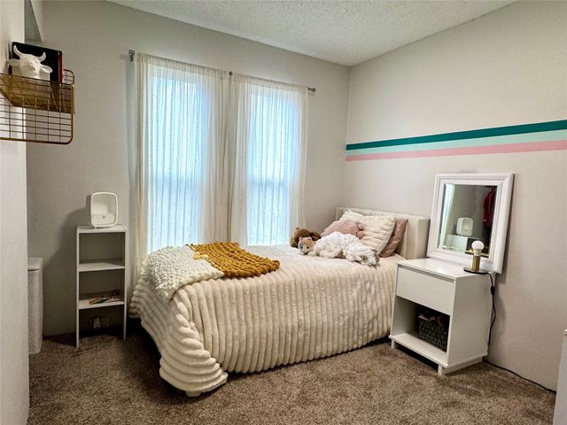 4201 Pommel Place, West Des Moines, IA 50265