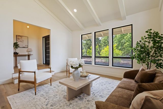 6901 Lincoln Creek Cir, Carmichael, CA 95608