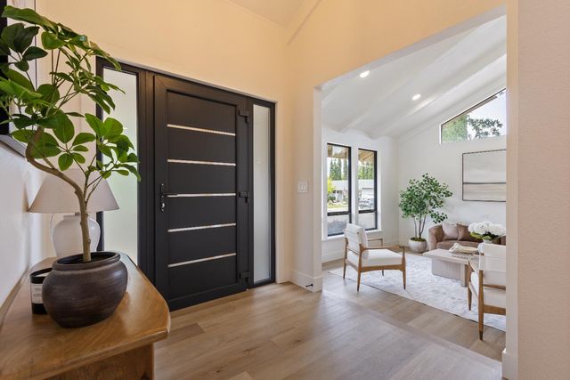 6901 Lincoln Creek Cir, Carmichael, CA 95608