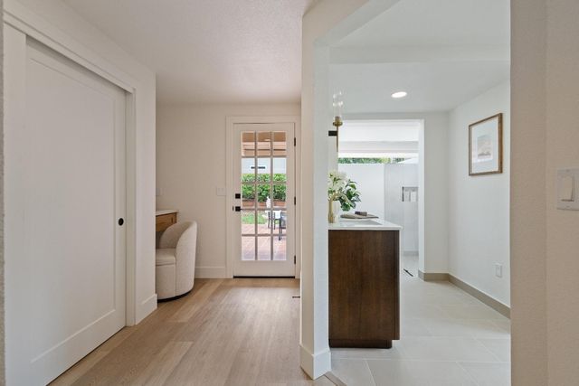 6901 Lincoln Creek Cir, Carmichael, CA 95608