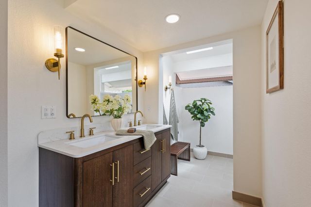 6901 Lincoln Creek Cir, Carmichael, CA 95608