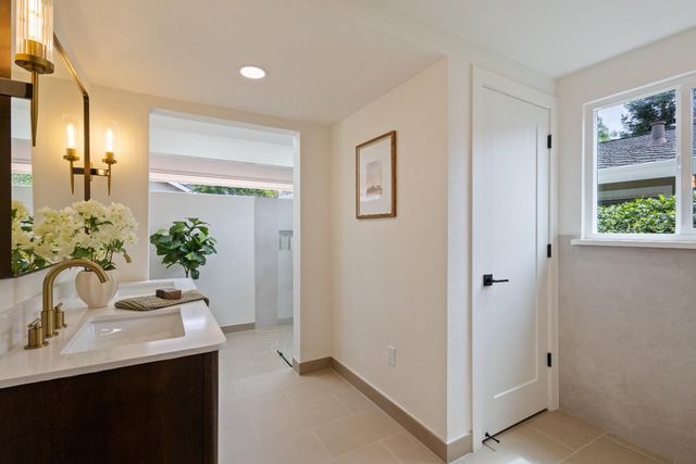 6901 Lincoln Creek Cir, Carmichael, CA 95608