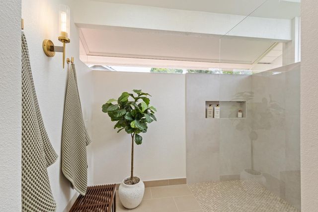 6901 Lincoln Creek Cir, Carmichael, CA 95608