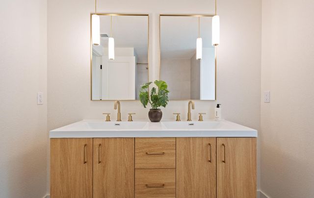 6901 Lincoln Creek Cir, Carmichael, CA 95608