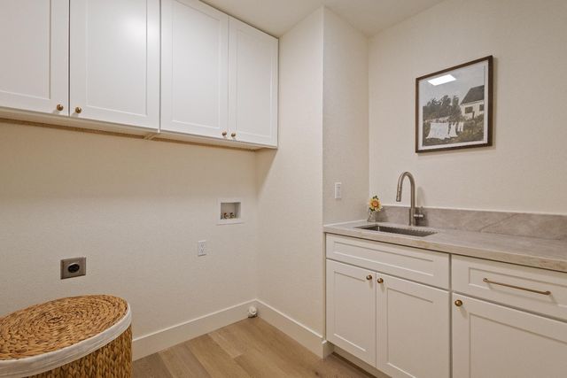 6901 Lincoln Creek Cir, Carmichael, CA 95608