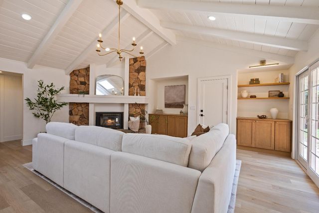 6901 Lincoln Creek Cir, Carmichael, CA 95608