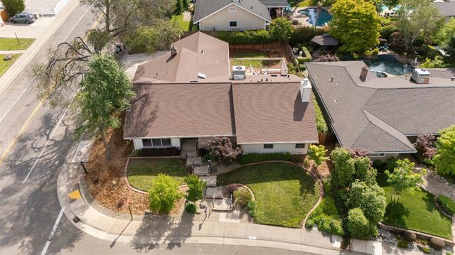 6901 Lincoln Creek Cir, Carmichael, CA 95608