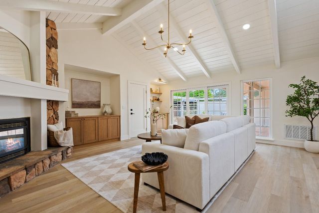 6901 Lincoln Creek Cir, Carmichael, CA 95608