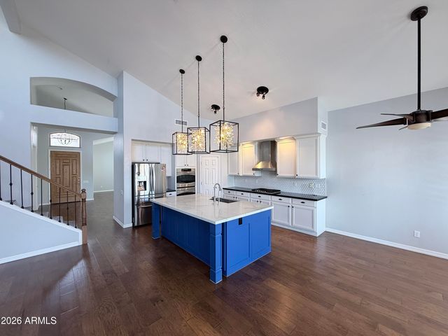 752 E Torrey Pines Place, Chandler, AZ 85249