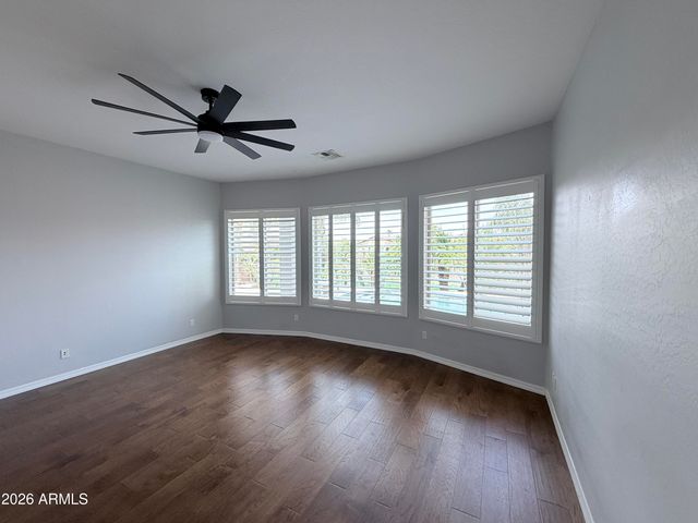 752 E Torrey Pines Place, Chandler, AZ 85249