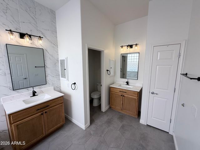 752 E Torrey Pines Place, Chandler, AZ 85249