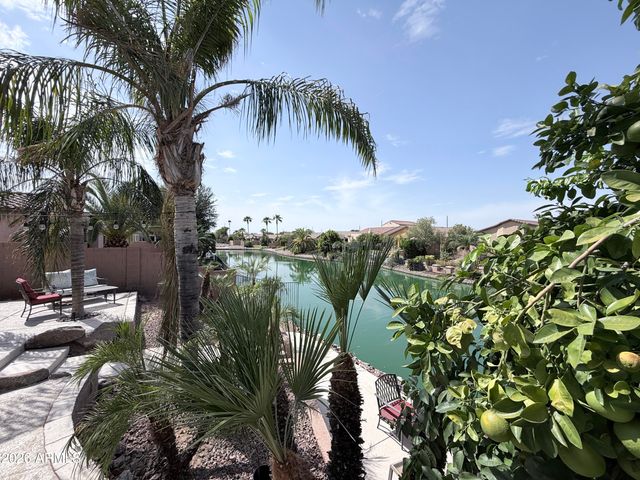 752 E Torrey Pines Place, Chandler, AZ 85249