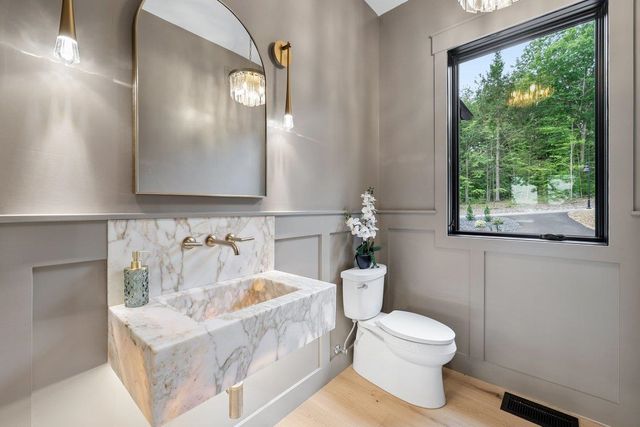 66 Knotty Way, Belmont, NH 03220