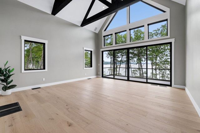 66 Knotty Way, Belmont, NH 03220