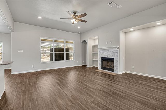 12371 N Chestnut Hills Drive, Conroe, TX 77303