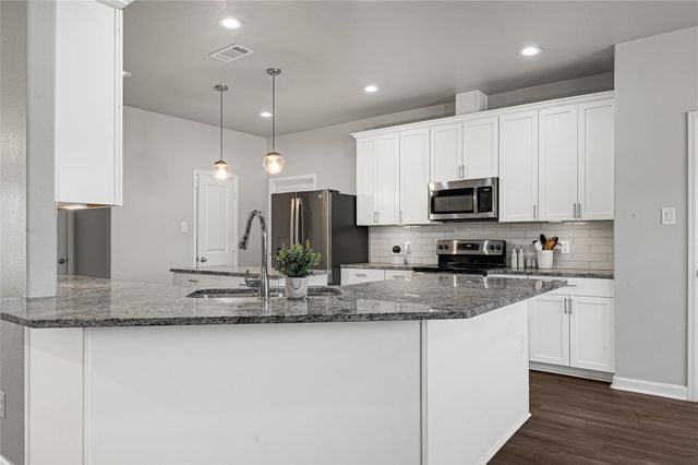 12371 N Chestnut Hills Drive, Conroe, TX 77303