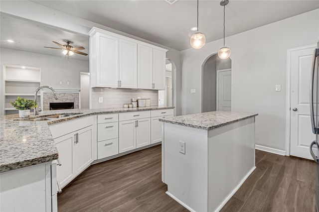 12371 N Chestnut Hills Drive, Conroe, TX 77303