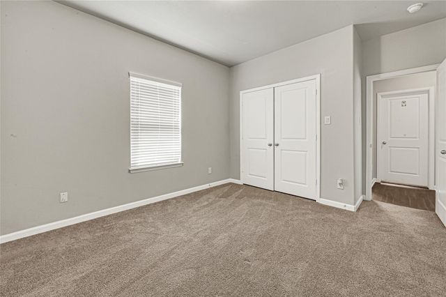 12371 N Chestnut Hills Drive, Conroe, TX 77303