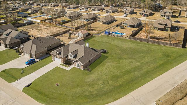 12371 N Chestnut Hills Drive, Conroe, TX 77303