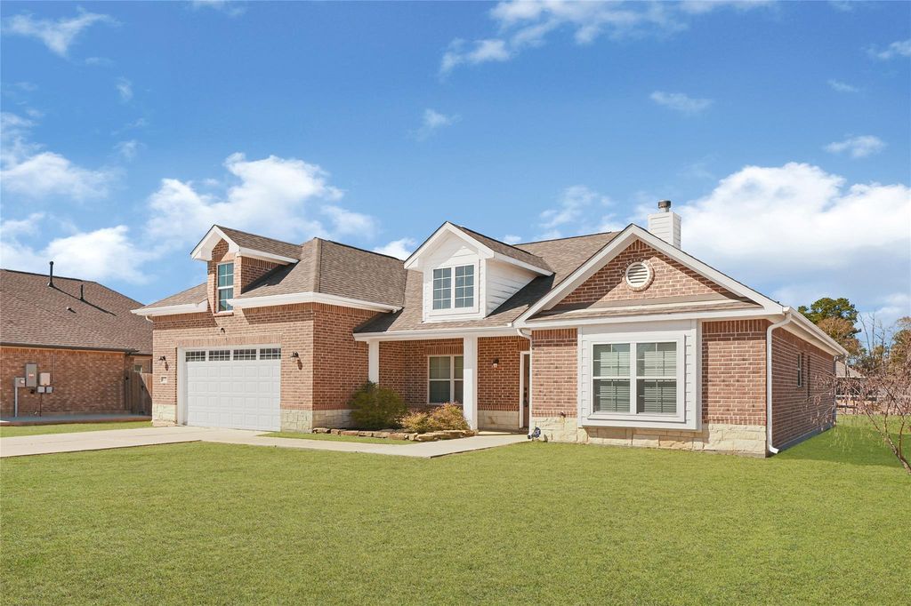 12371 N Chestnut Hills Drive, Conroe, TX 77303