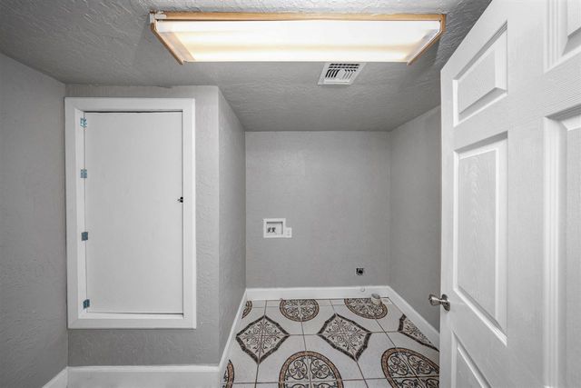 1911 SW N H Jones, Lawton, OK 73501