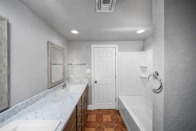 1911 SW N H Jones, Lawton, OK 73501