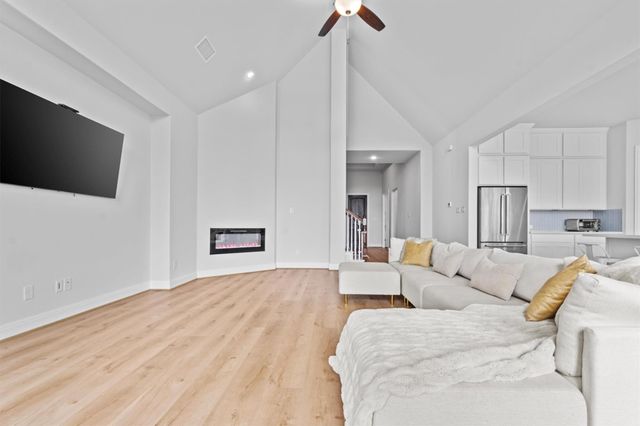 1412 Scenic Oaks DR, Georgetown, TX 78628