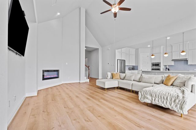 1412 Scenic Oaks DR, Georgetown, TX 78628