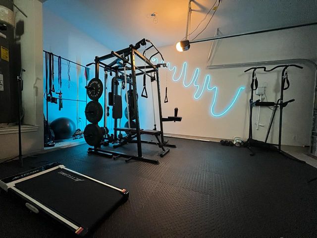 1412 Scenic Oaks DR, Georgetown, TX 78628