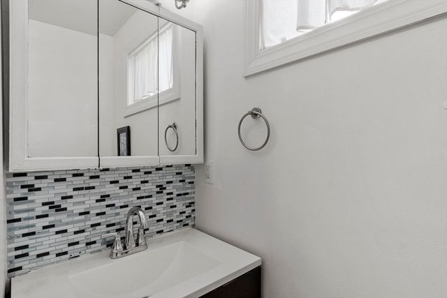 30 Woodward St 3, Boston, MA 02127