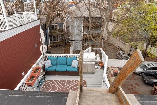 30 Woodward St 3, Boston, MA 02127